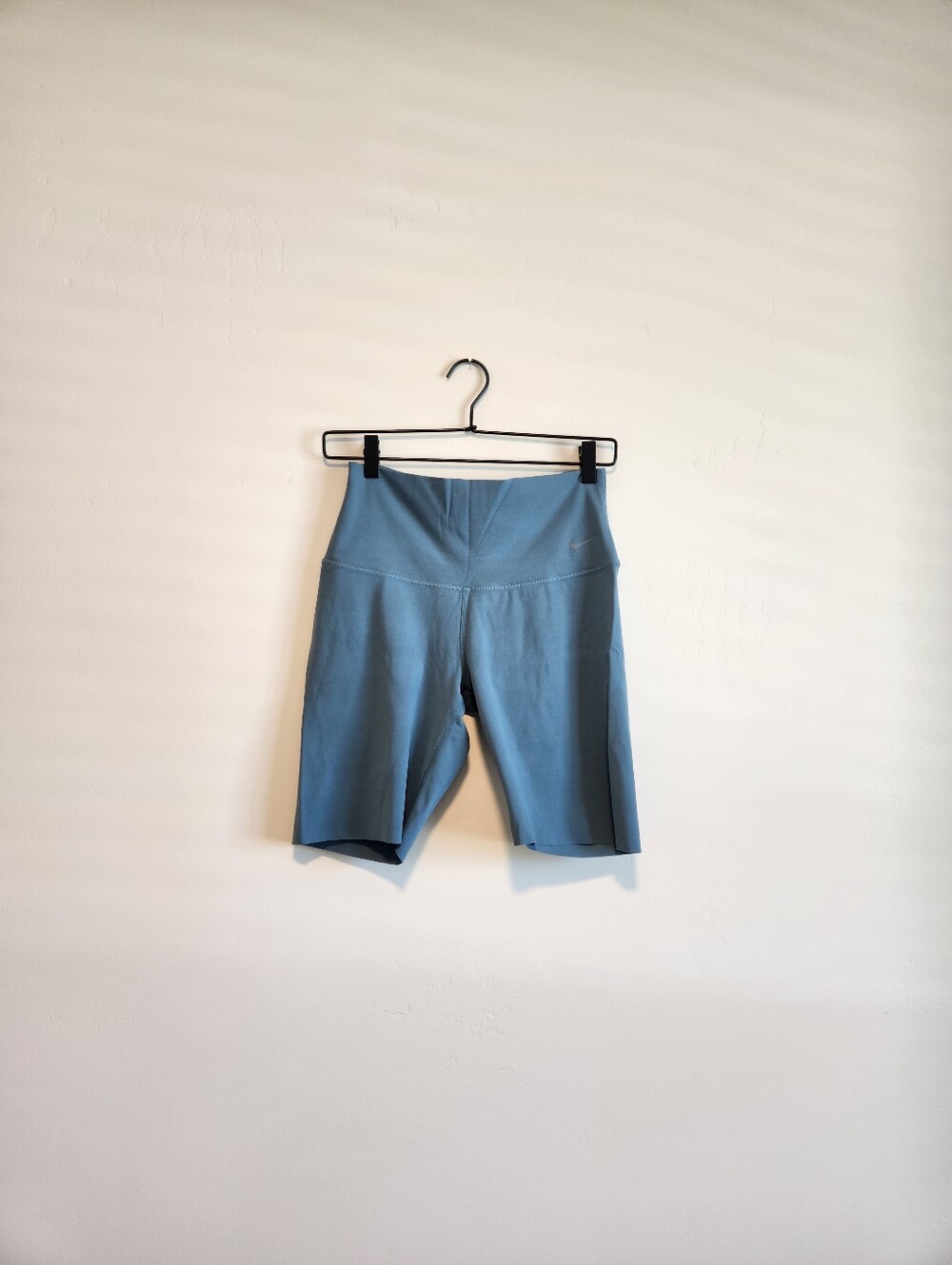 Nike Zenvy High Waisted 8" Biker Shorts In Teal Size Medium - Picture 3 of 9